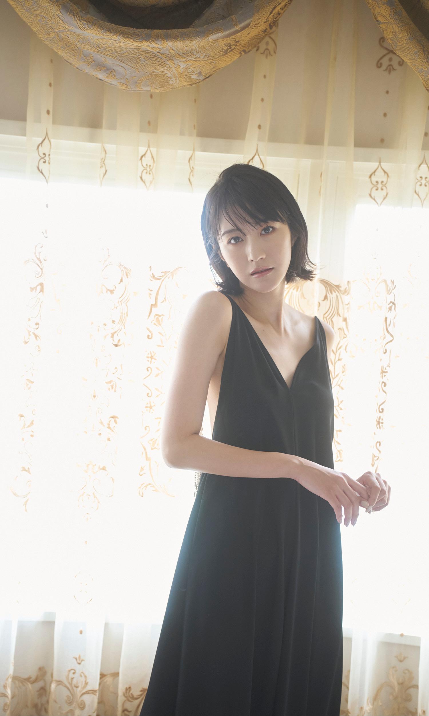 Mizuho Habu 土生瑞穂, デジタル写真集 「New World」 Set.01(30)