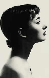 Audrey Hepburn EX6l8bEg_o