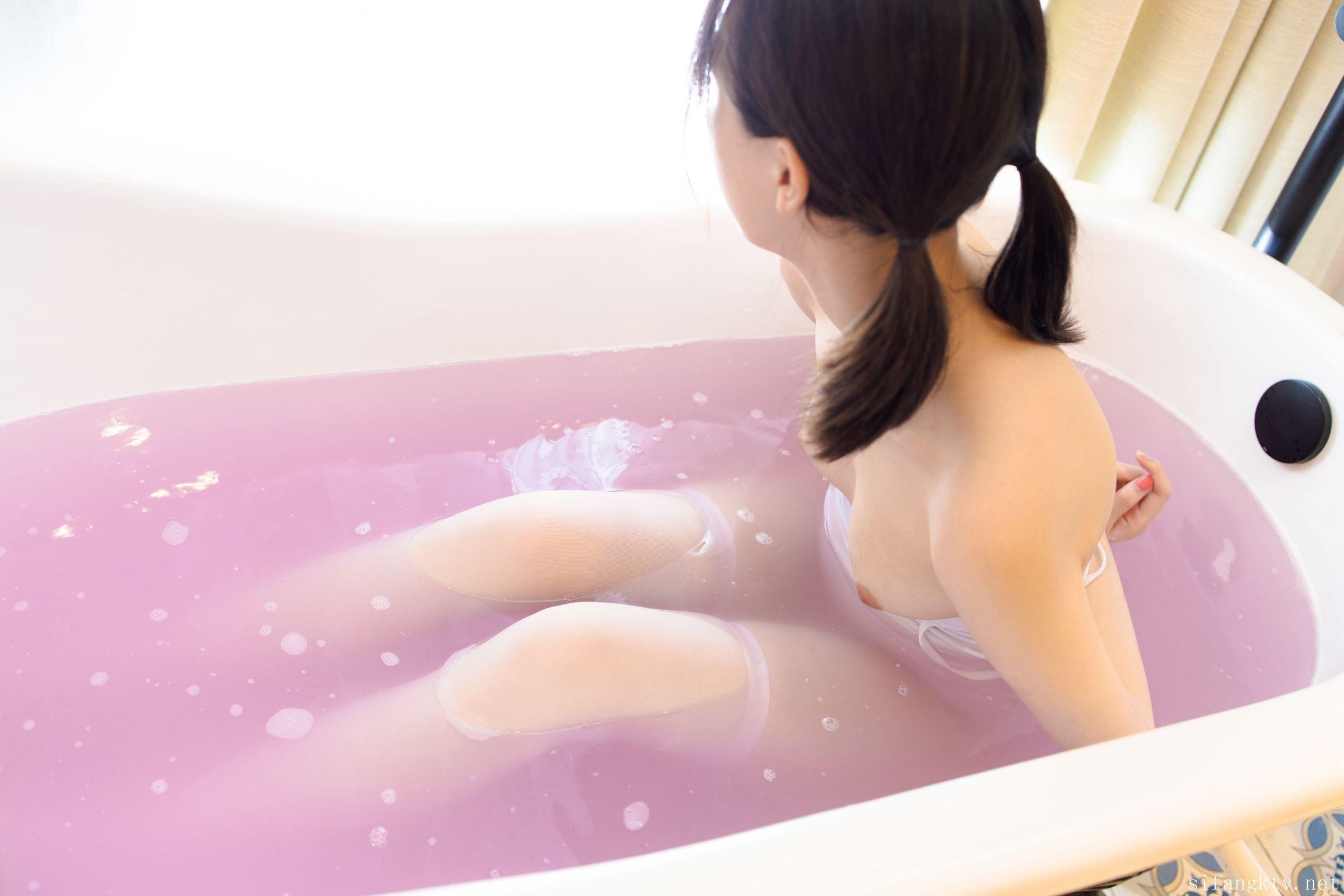 [森萝财团写真] 小糕 当家花旦 浴缸湿身 (188 photos )(5)