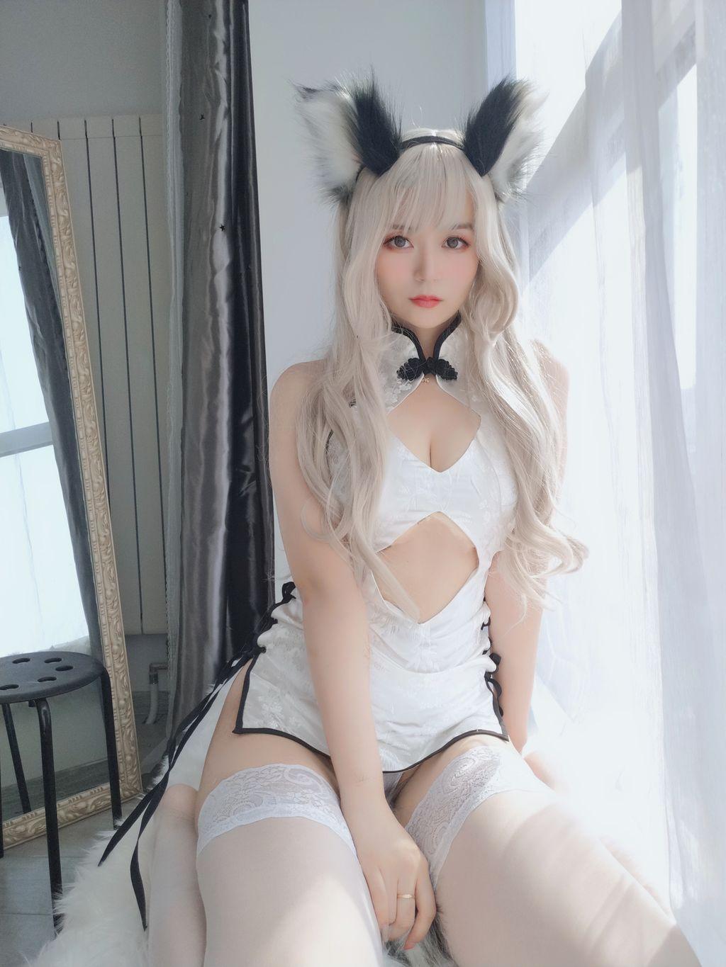 Coser @ 白银 81: 小 白狼 (49 photos + 3 videos)(20)