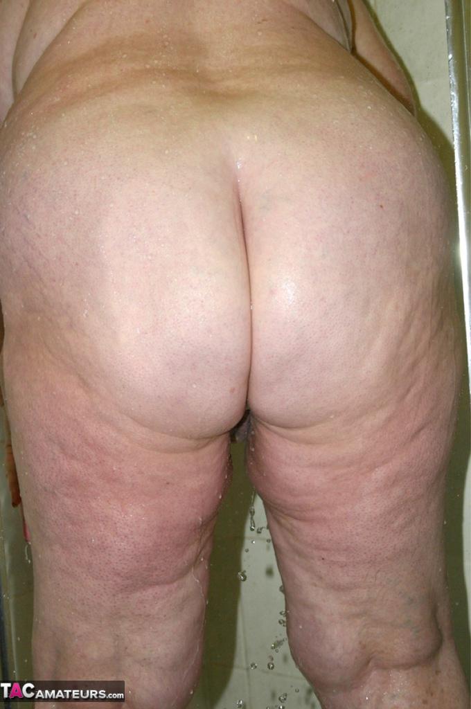 Obese granny Grandma Libby fondles her naked body while taking a shower(13)