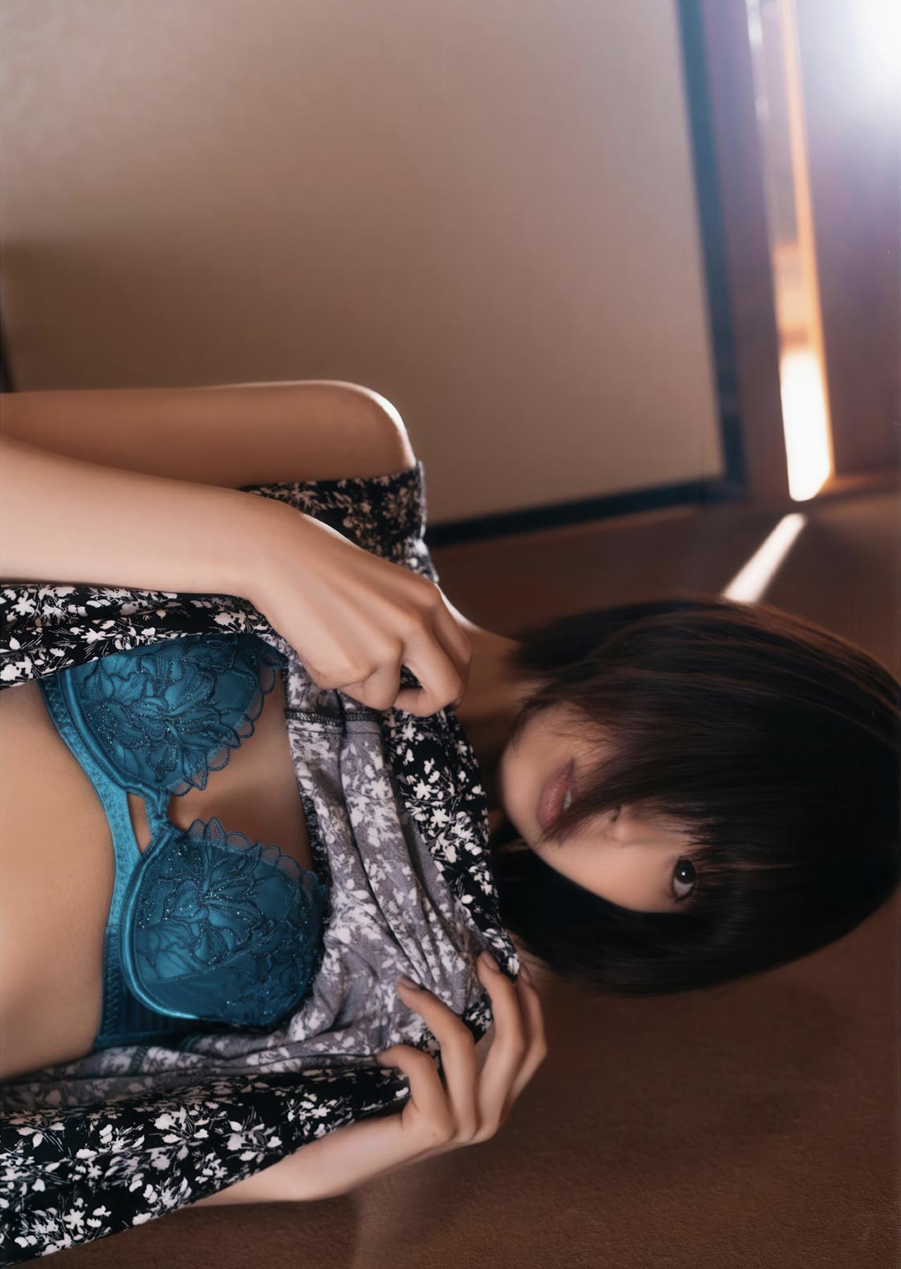 Tsugu Manaka 真中つぐ, 写真集 恋愛情緒 Wunder puglishing house Set.03(12)