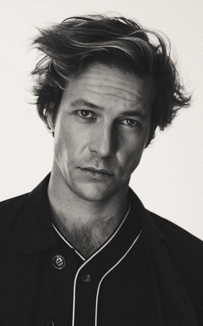 Luke Bracey ZmssBZCU_o