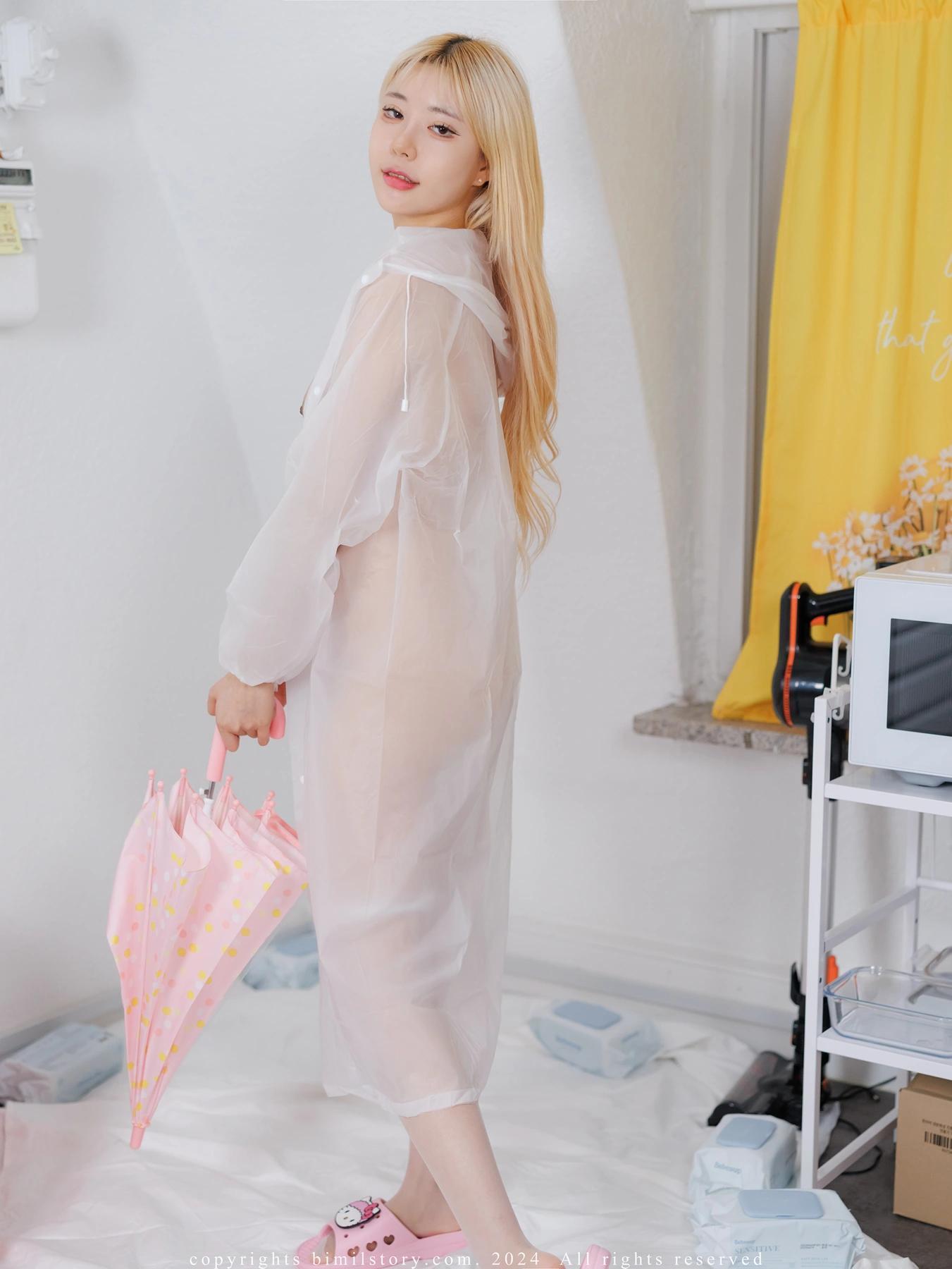 Min Harin 민하린, Bimilstory 「Raincoat Girl」 Set.01(2)