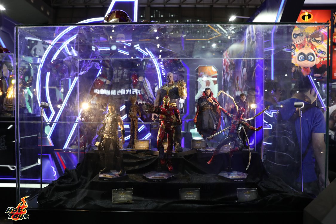 Exhibition Hot Toys : Avengers - Infinity Wars  - Page 4 AKWekUAu_o