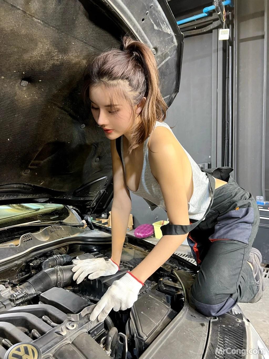 Jiu Shi A Zhu A (就是阿朱啊): 性感修理工 (119 photos )(95)