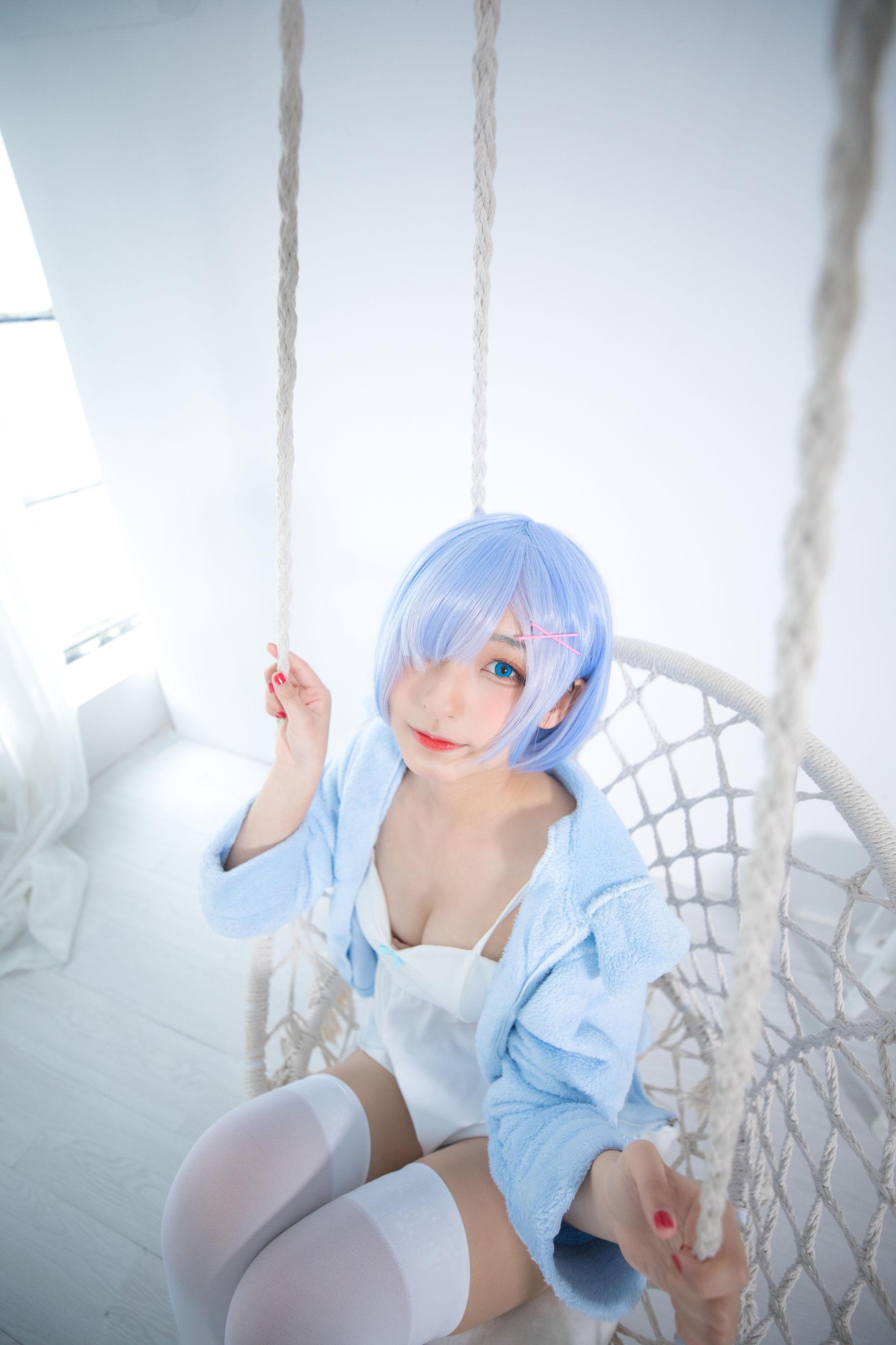 [网红Coser] 古川kagura 《蕾姆》 写真集(32)