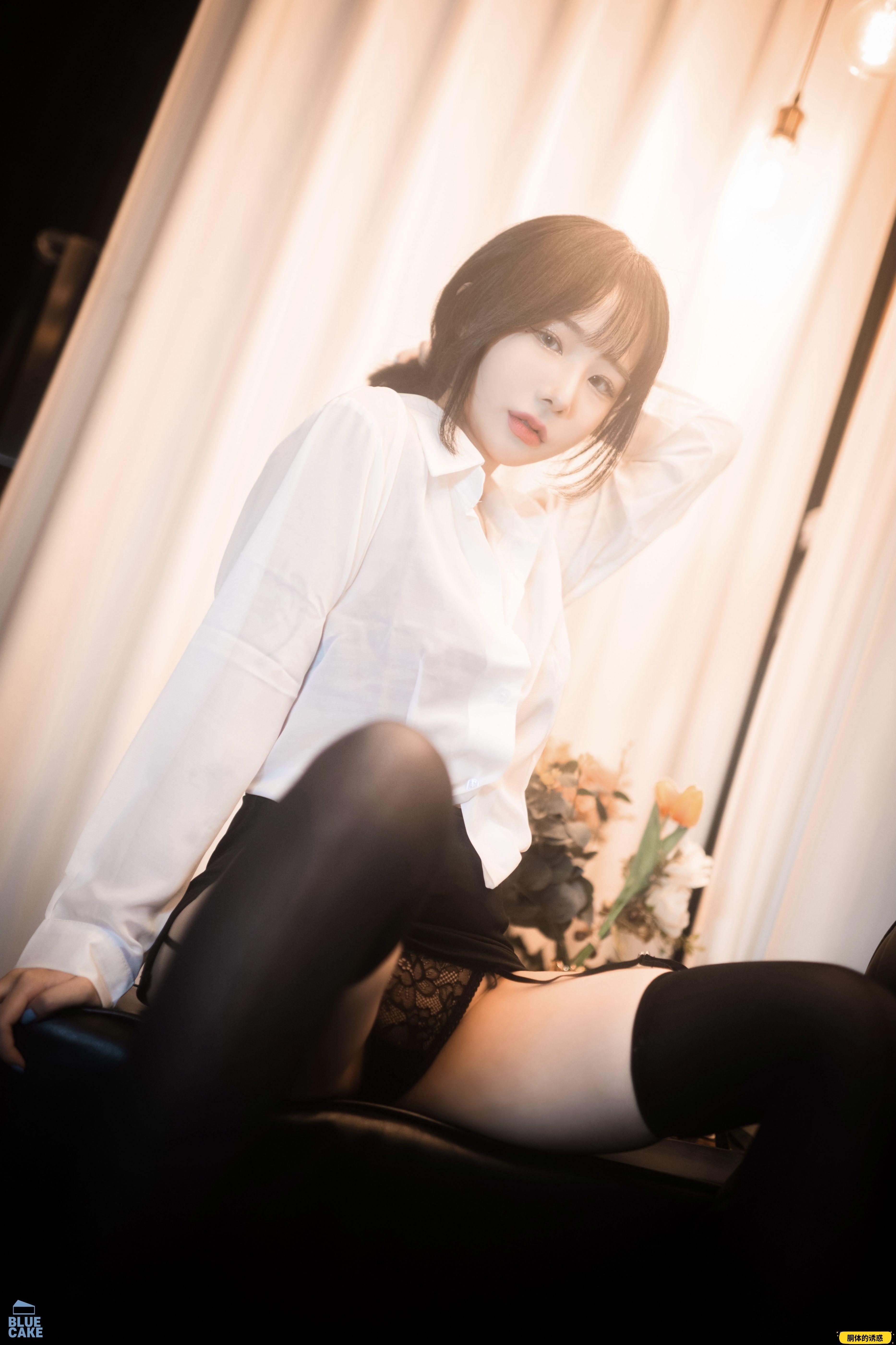 Yeji (예지) - [BLUECAKE] Cat Play [68P-934MB]