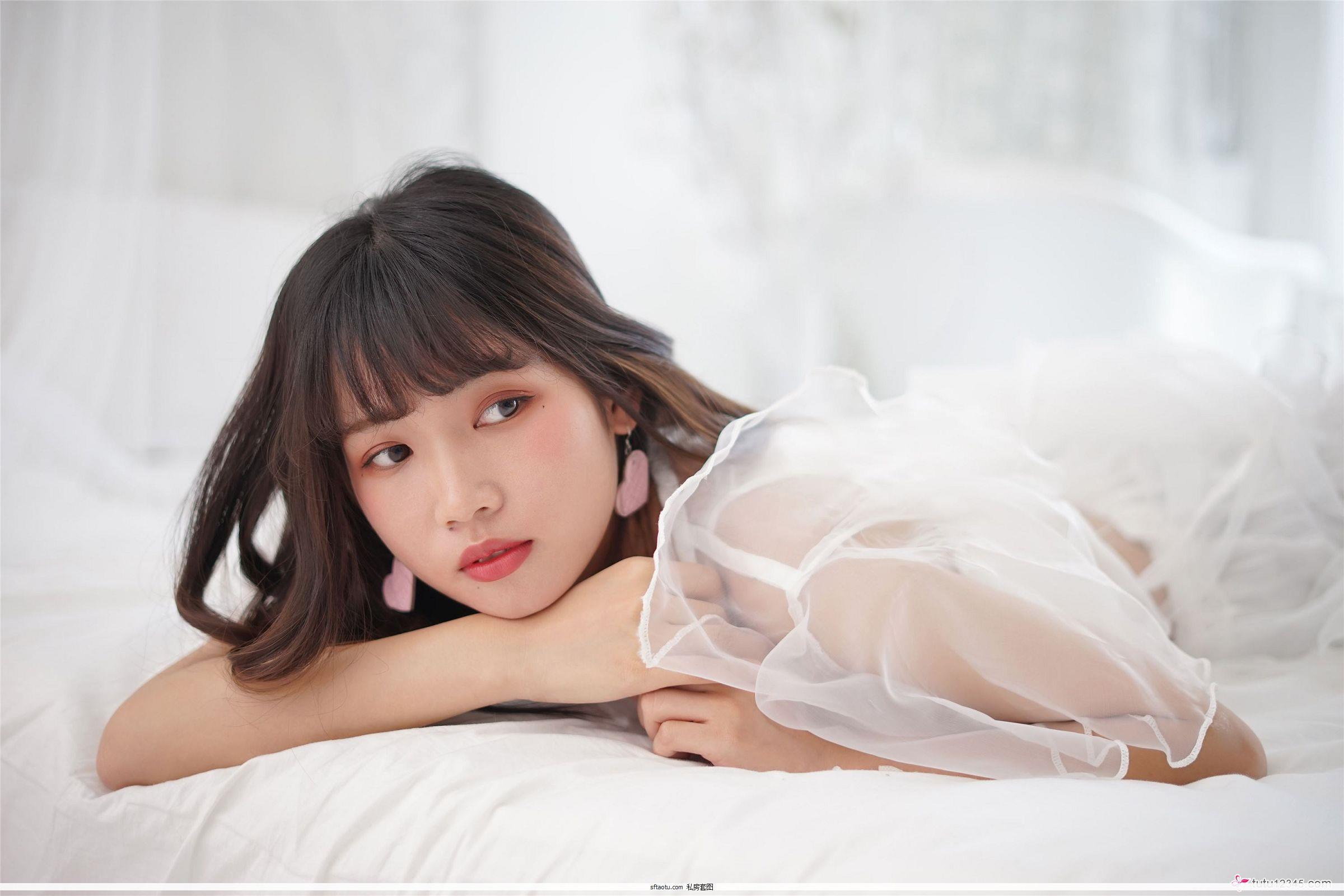 [YALAYI雅拉伊] 2018.05.25 No.001 恋上你的床 公主小兔子(31)