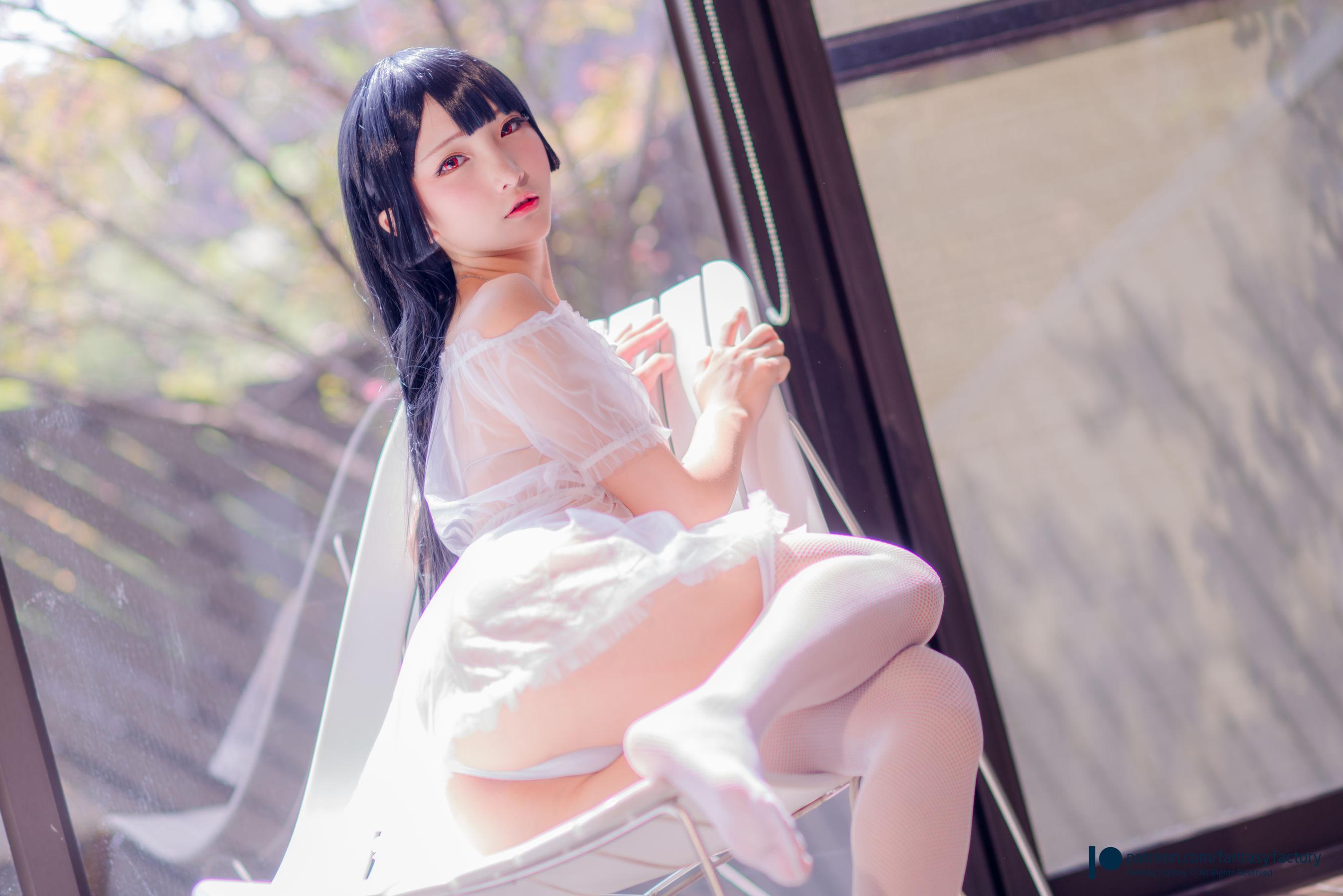 [Cosplay] 小丁 《Fantasy Factory》 黑白 薄纱 网袜 写真集(33)