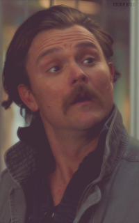 Clayne Crawford - Page 2 HhXENyIa_o