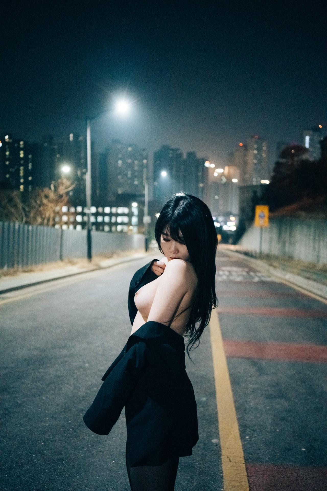 ZIA.Kwon 권지아, [Loozy] XXX At Night Road Set.01(72)