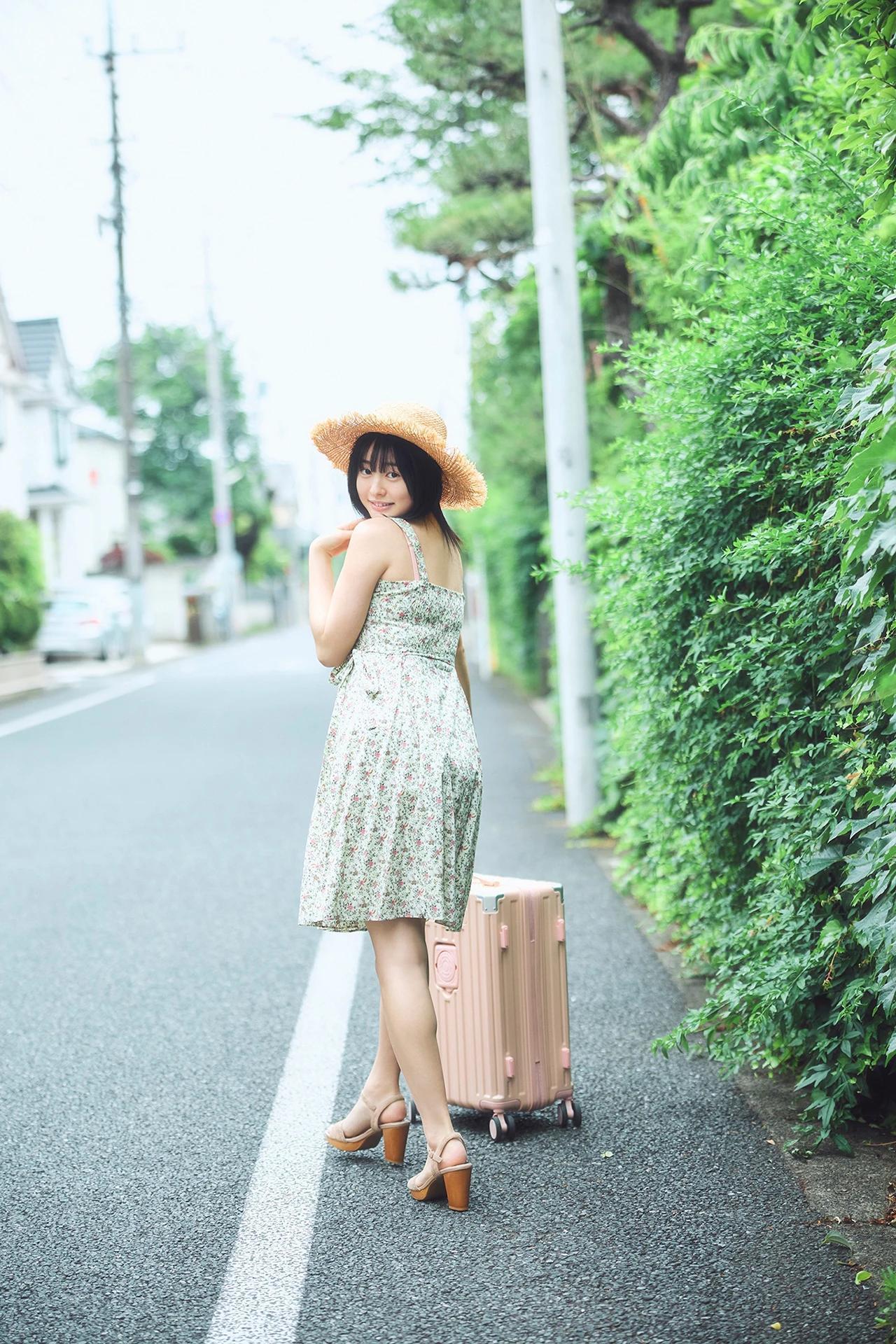 Miu Shirahama 白濱美兎, 週チャンデジグラ 「夏、背伸び」 Set.01(1)