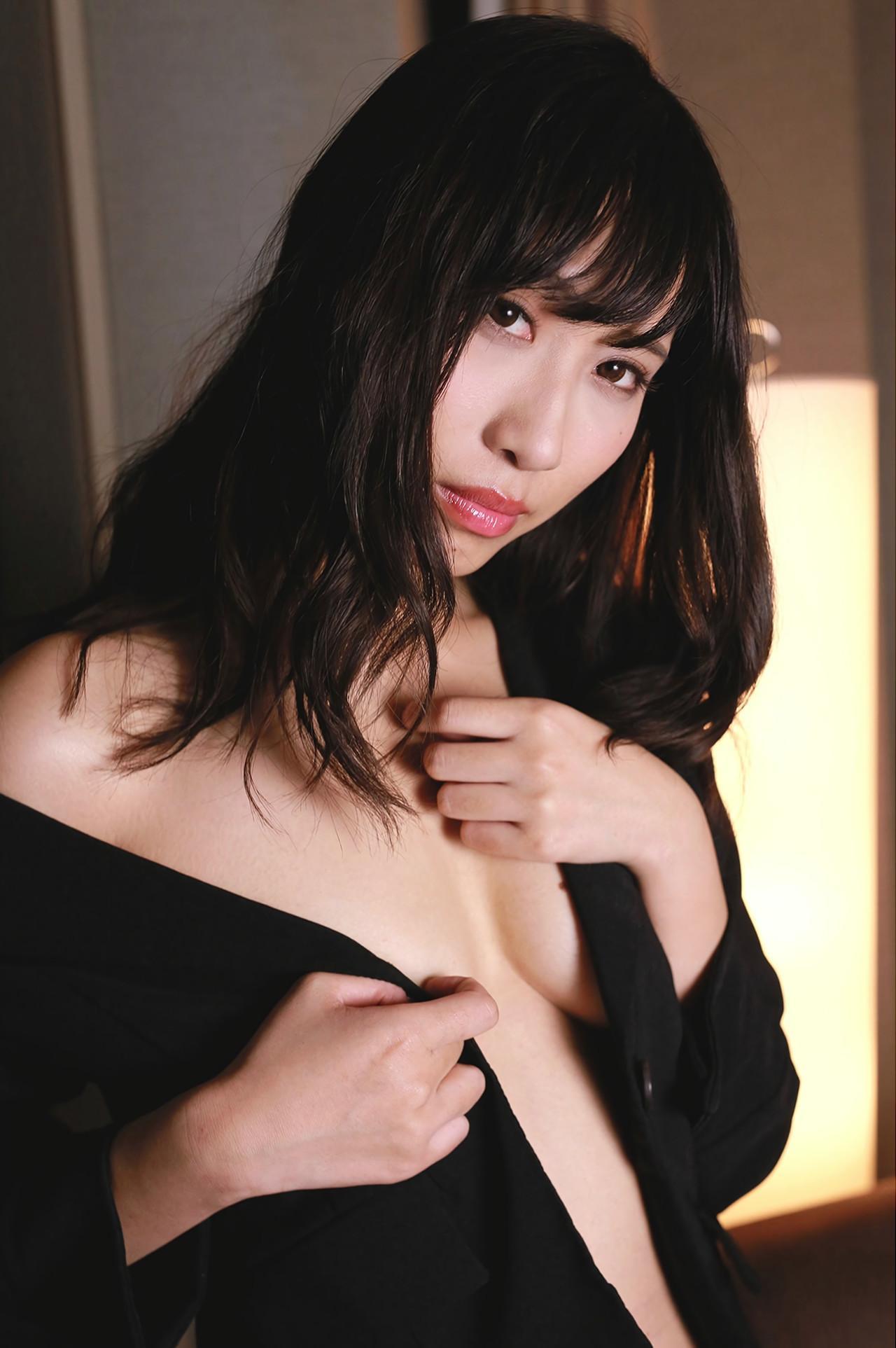 Airi Sakisaka 咲坂あいり, 写真集 「陽だまりの優しさ Vol.2」 Set.03(11)