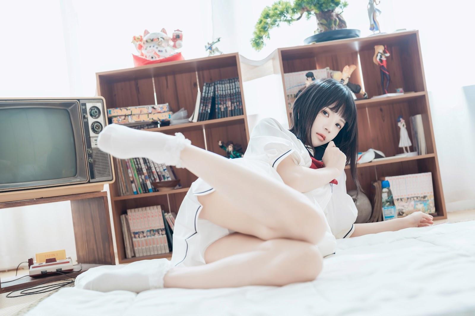 Cosplay 桜桃喵 盛夏制服(10)