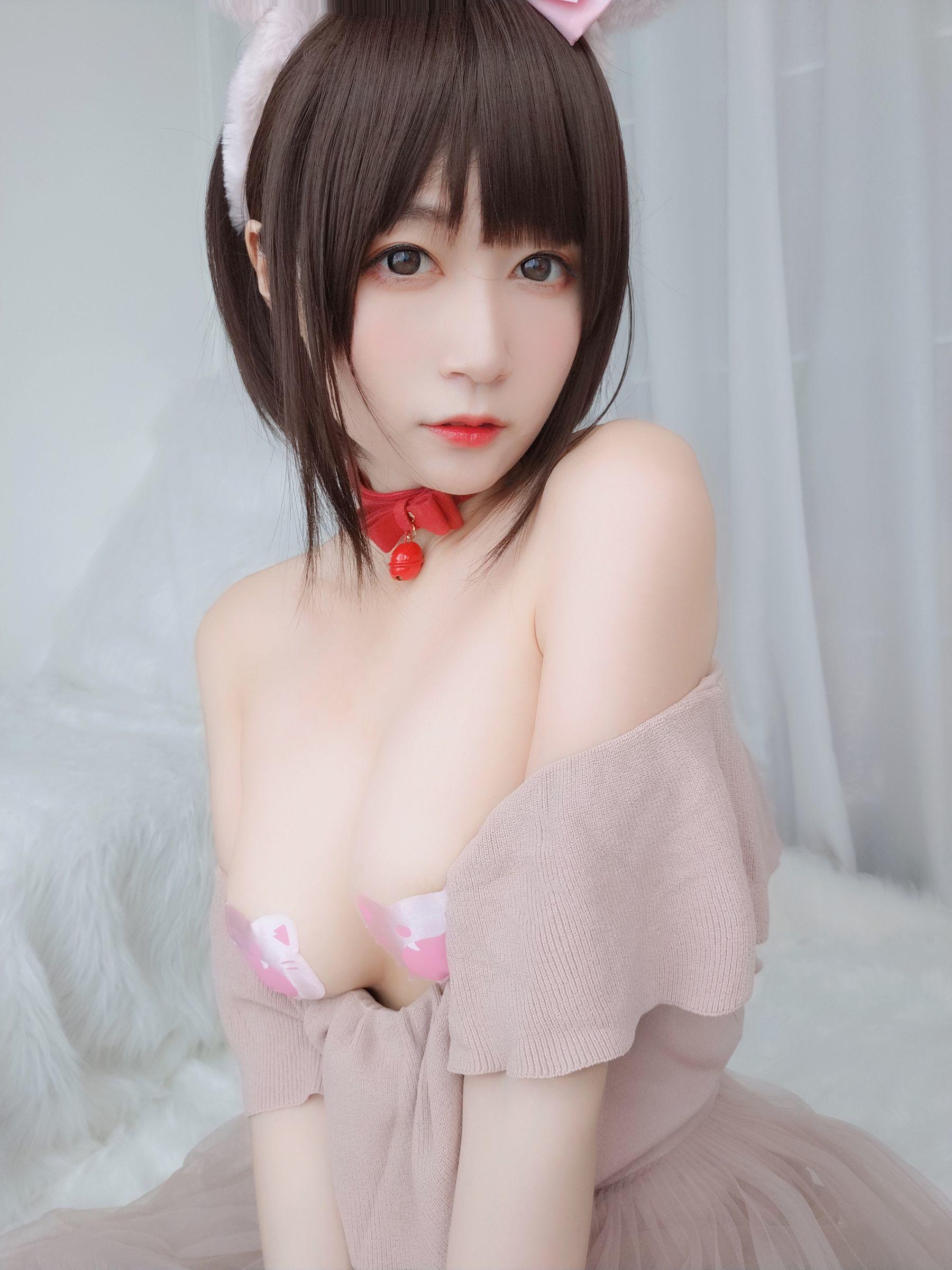 Coser小姐姐白银 《小猪佩奇》写真集(18)