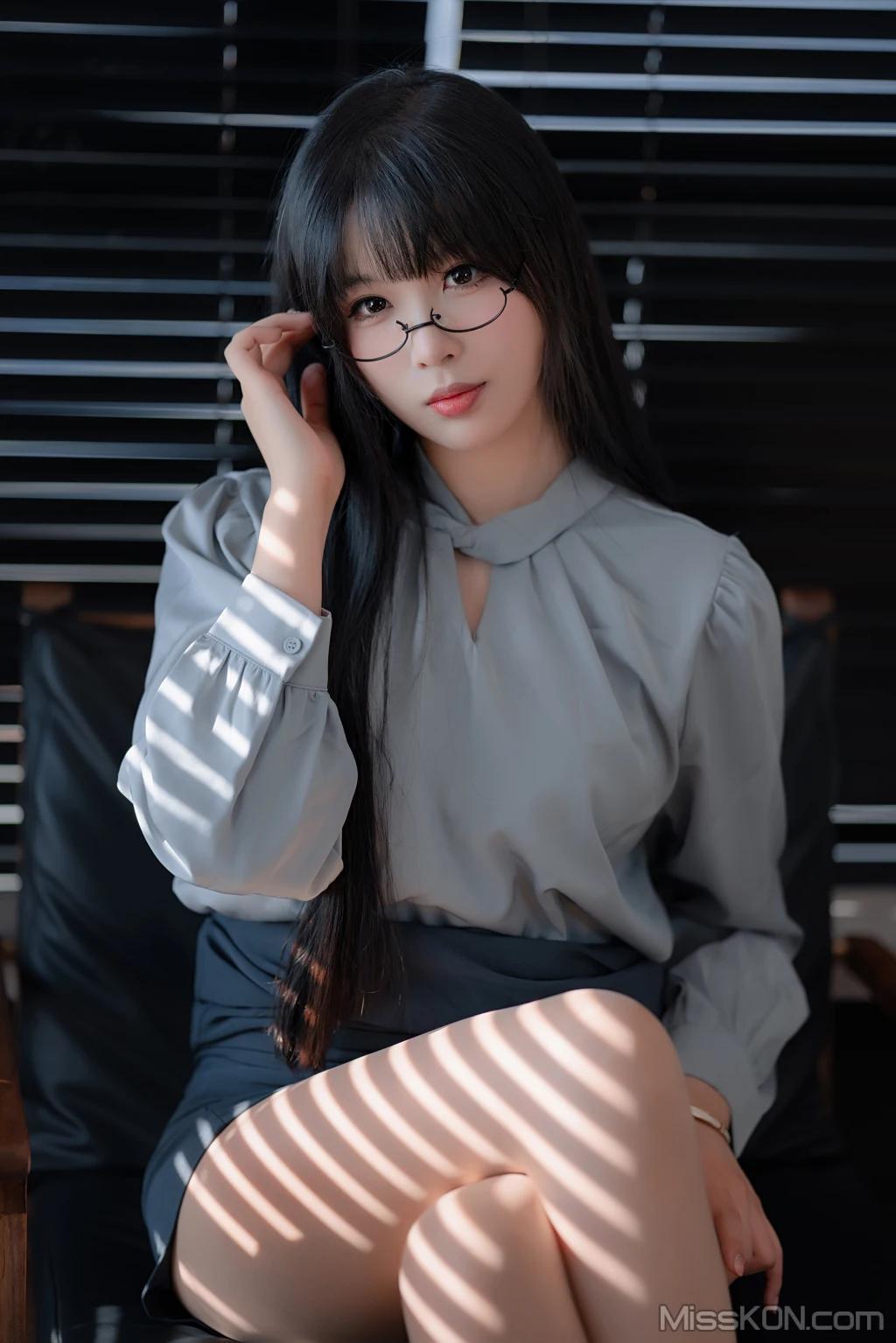 Coser@轩萧学姐: 蓝裙ol (190 photos )(132)