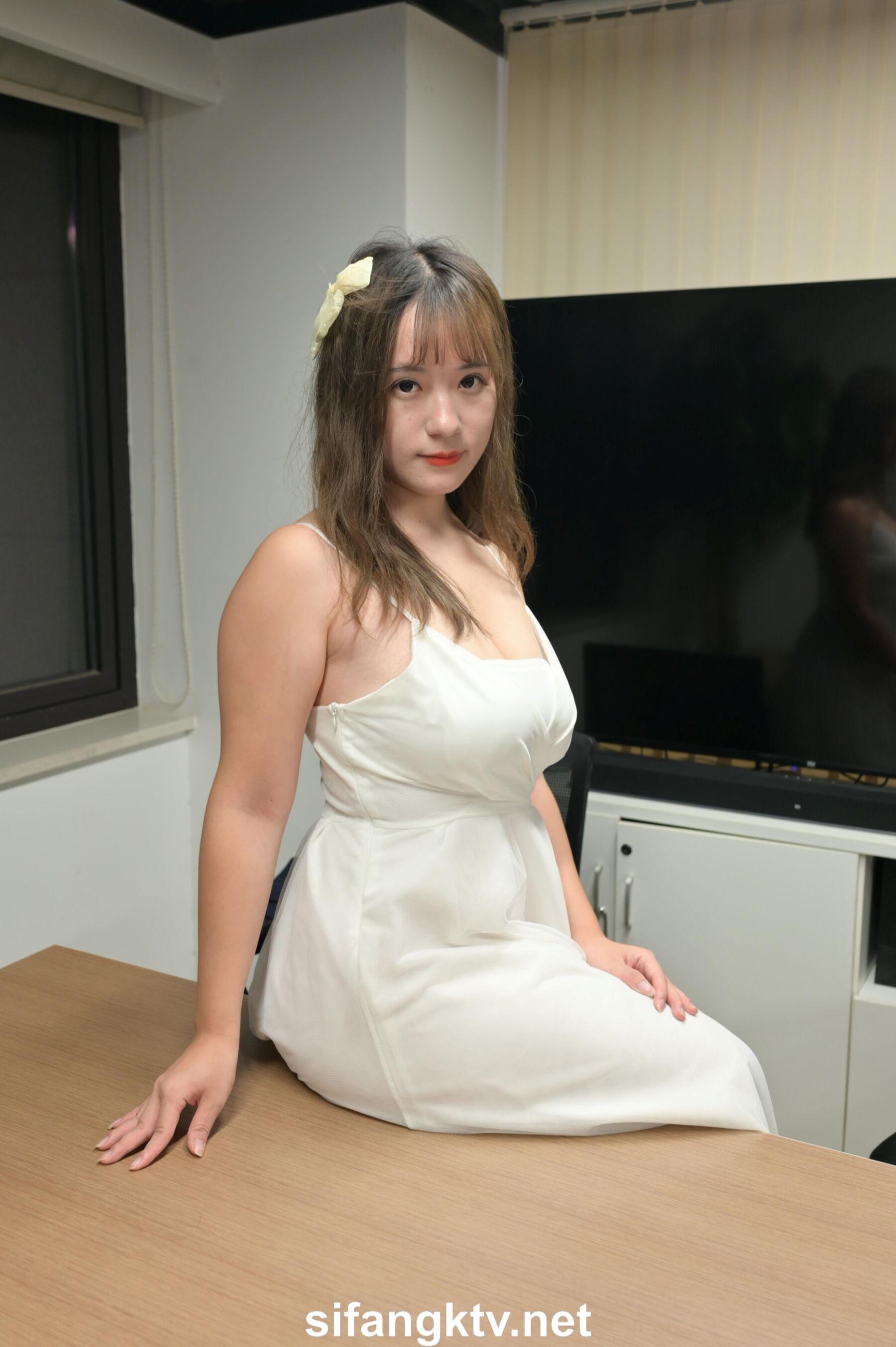 国模人体 国模小唯大尺度性爱人体私拍套图(100)