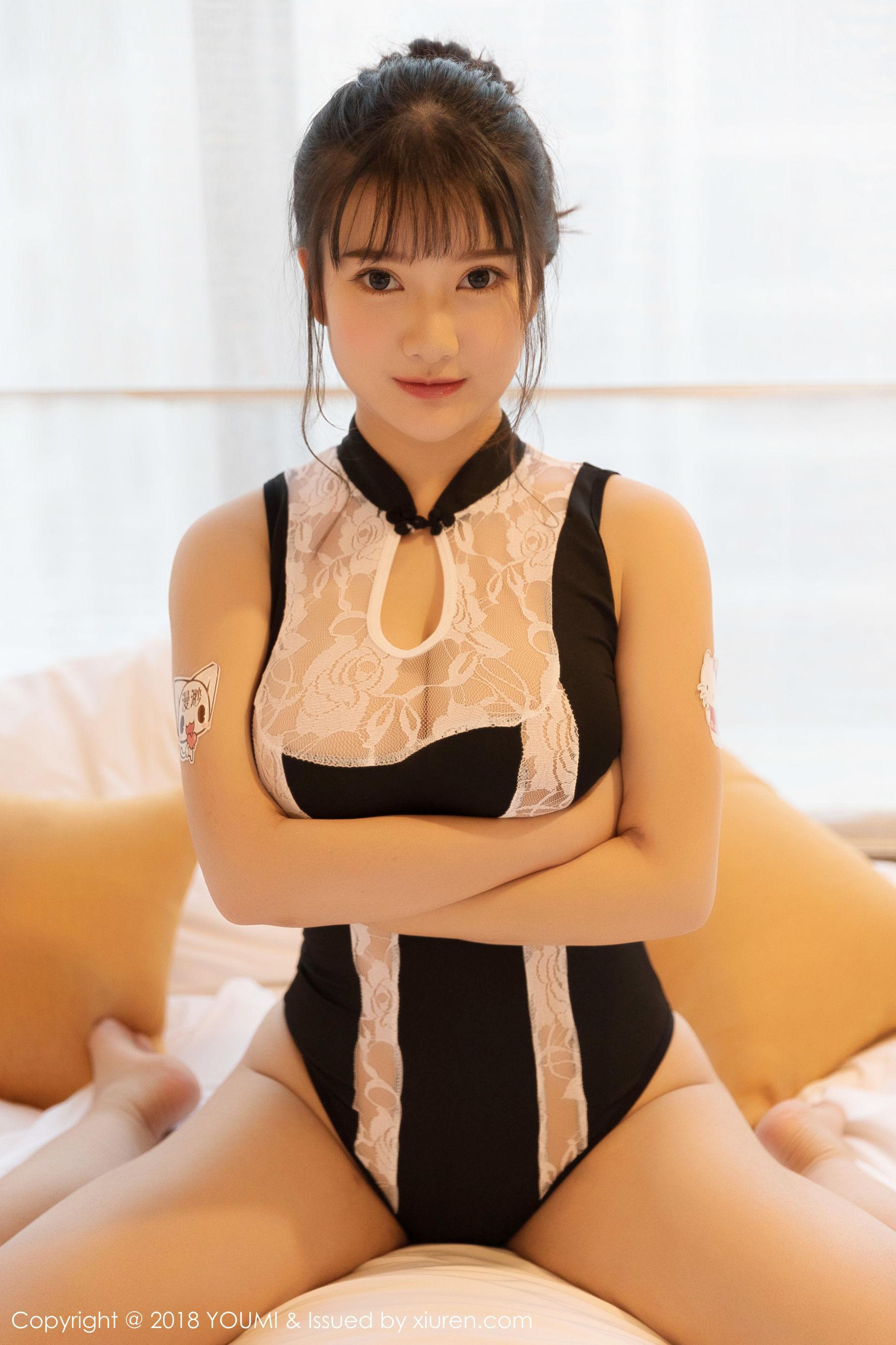 小尤奈《镂空古典风内衣诱惑》 [尤蜜荟YouMi] Vol.250 写真集(6)