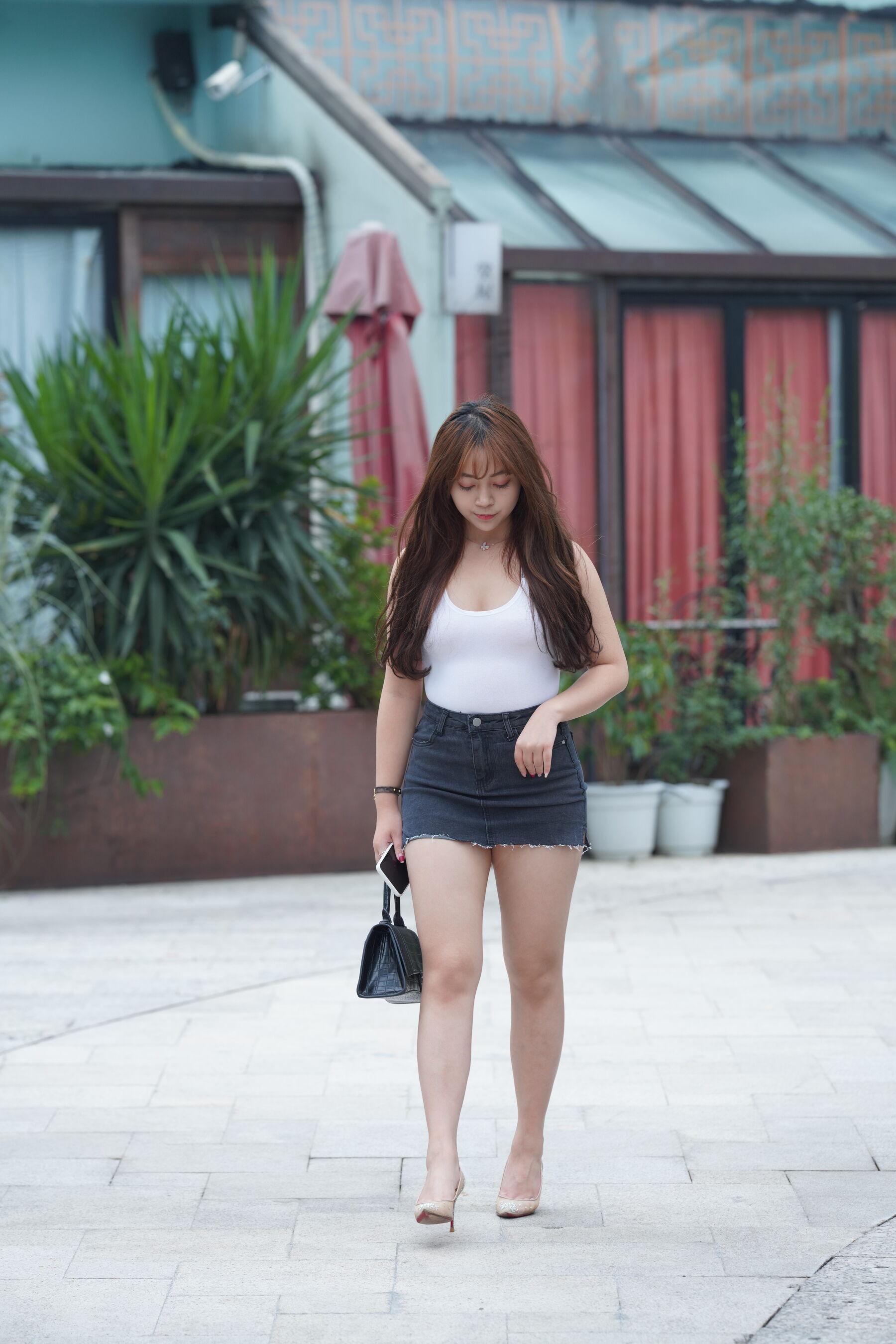 街拍 透明高跟热裤美女(249)