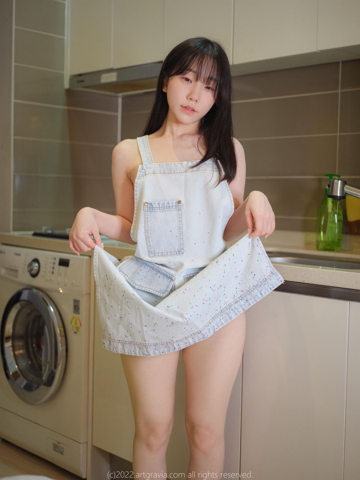 Han Yeri 한예리, ArtGravia Vol.425 Photobook Set.02(16)