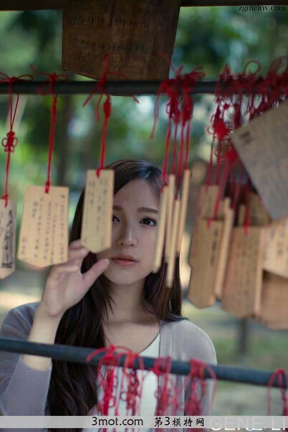 气质美女模特清纯写真_宅男把持不住的女神(5)