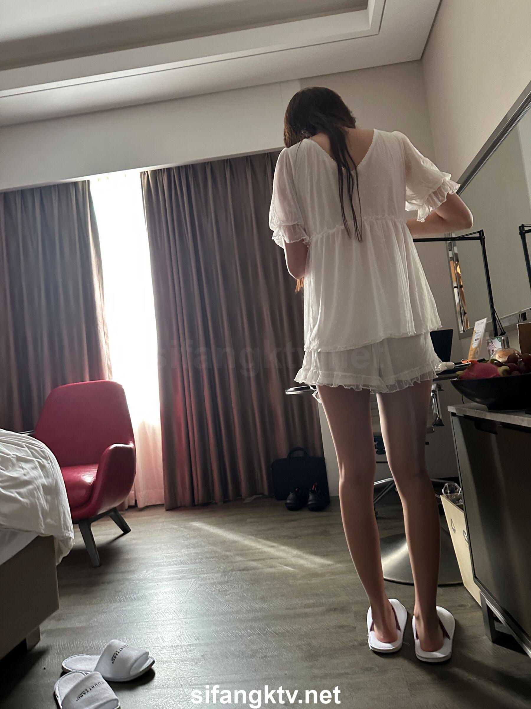 希威社 国模小初大尺度人体私拍套图(76)