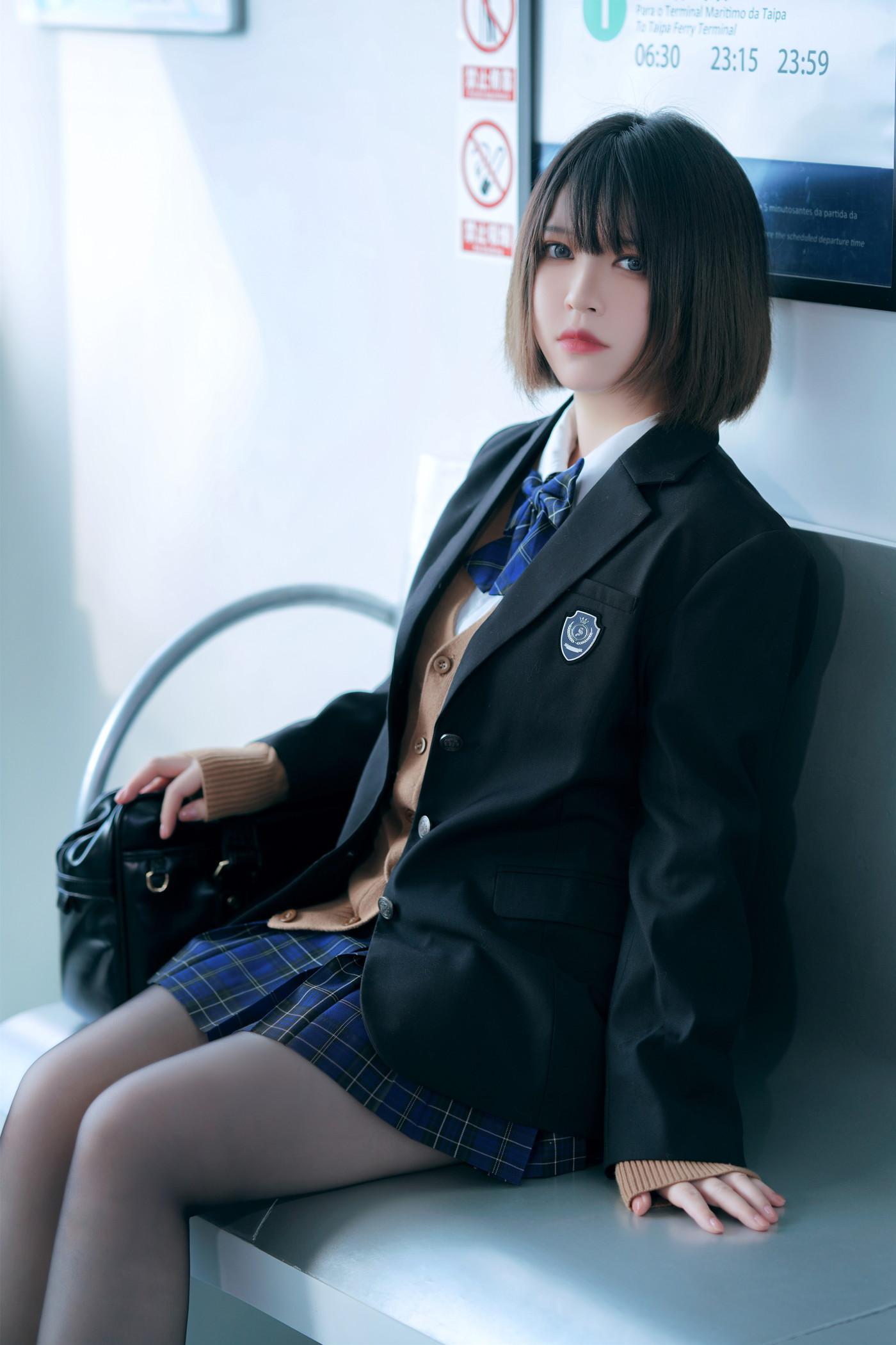 Cosplay 半半子Banbanko 彼女の制服(19)