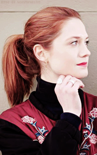 Bonnie Wright T7CNfv4f_o