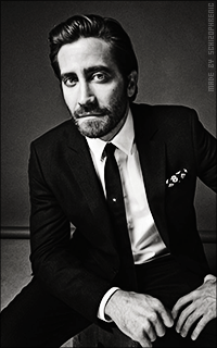 Jake Gyllenhaal - Page 3 QeqKtsWy_o