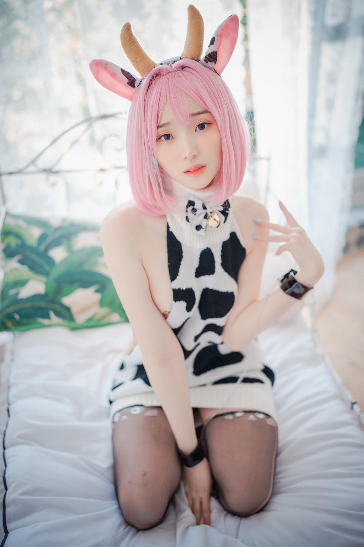 Bambi 밤비, DJAWA ‘Riamu’s Celebrating the Year of the Cow’ Set.02(24)