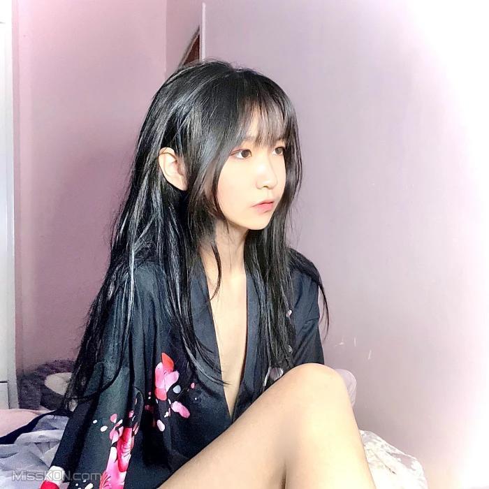 Coser@自整理福利姬: 六套合集 2024-10-22 (816 photos )(740)