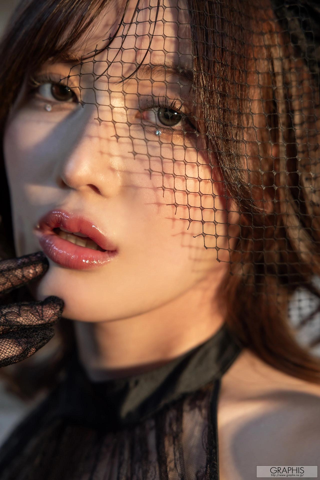 Riho Fujimori 藤森里穂, Graphis Gals 「Looks hot on you!」 Vol.03(9)