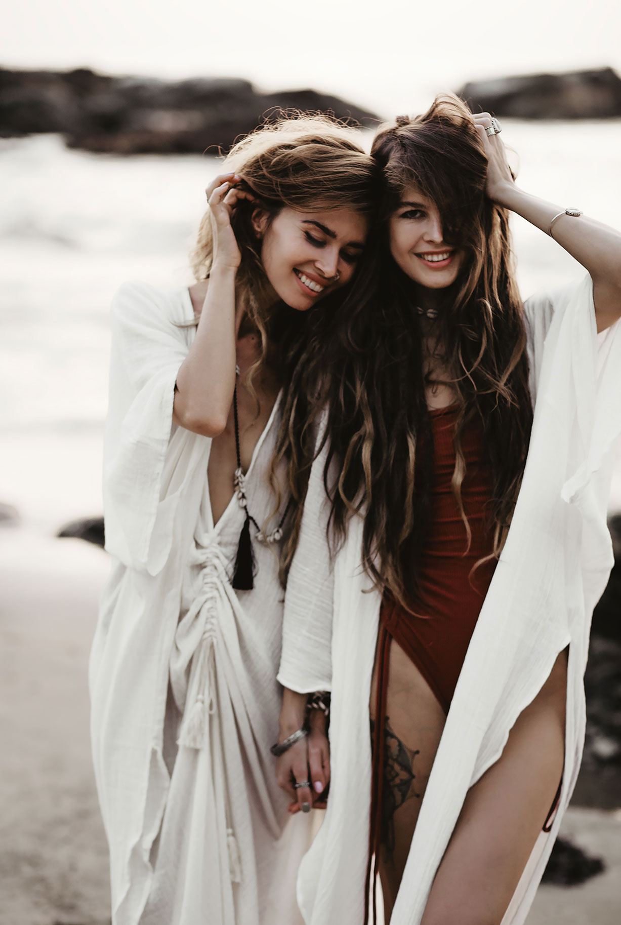 Модная одежда из натуральных тканей Studio Tia на пляжах Гоа / Alisa Belochkina and Alyona Kartushina by Asya Molochkova Модная одежда из натуральных тканей Studio Tia на пляжах Гоа / Alisa Belochkina and Alyona Kartushina by Asya Molochkova