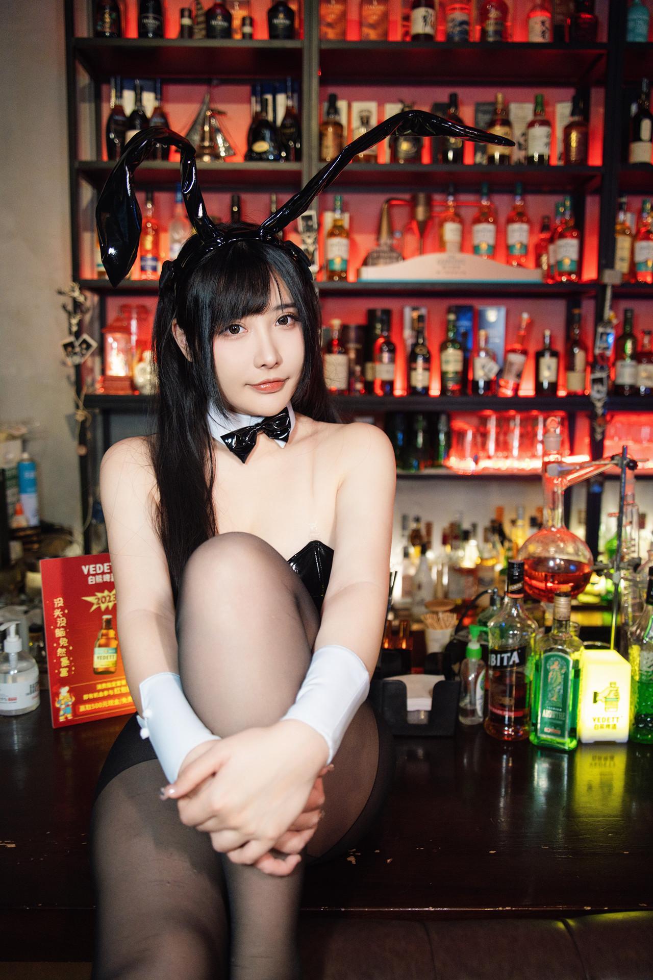 Cosplay 糖果果candy – 黑胶兔兔2 Set.01(12)