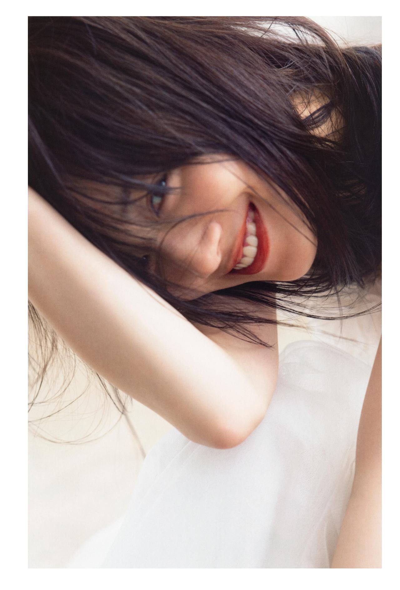 Mizuki Yamashita 山下美月, 2nd 写真集 「ヒロイン Heroine」 Set.01(32)