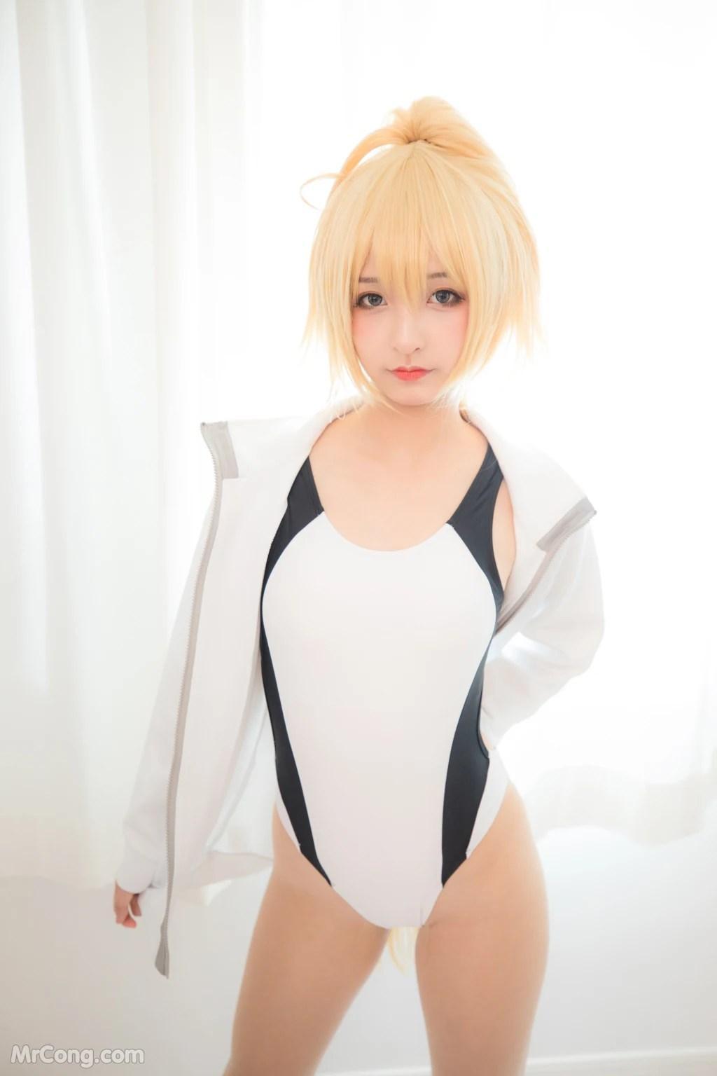 Coser@神楽坂真冬 Vol.036: 电子相册-白贞德《Swimingthedrea》(150 photos)(3)