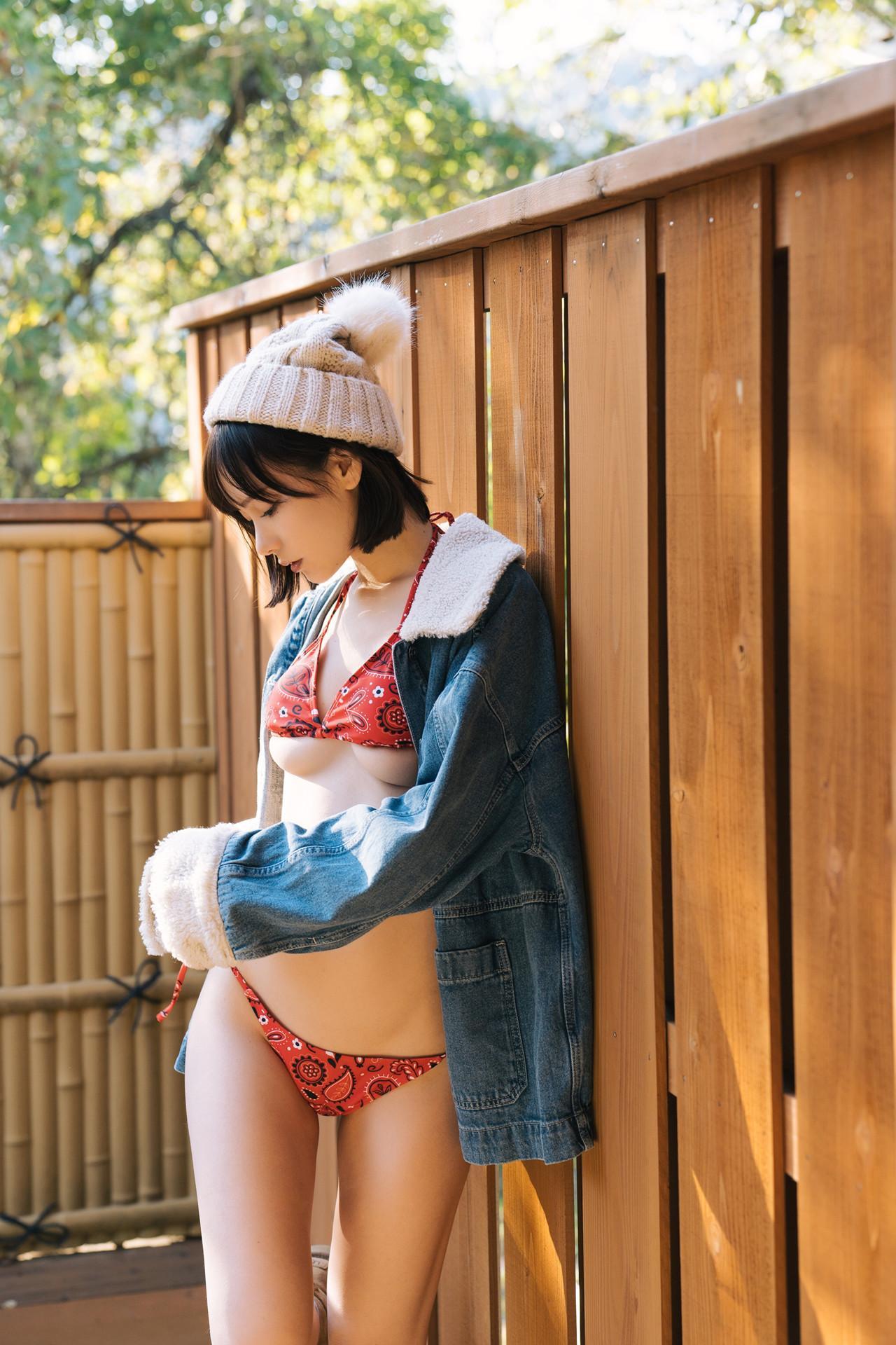 Kenken けんけんぱ, デジタル写真集 めくるめく Fantia Set.02(31)