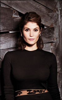 Gemma Arterton DgotBilf_o