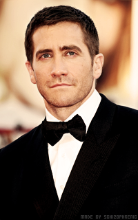 Jake Gyllenhaal - Page 2 EvYs1Xje_o
