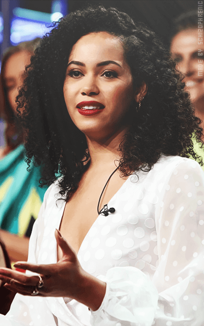 Madeleine Mantock QCRsbfyy_o