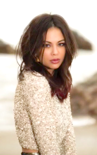 Janel Parrish 2UiAmDWh_o