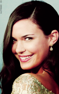 Odette Annable  ZNOhFogF_o