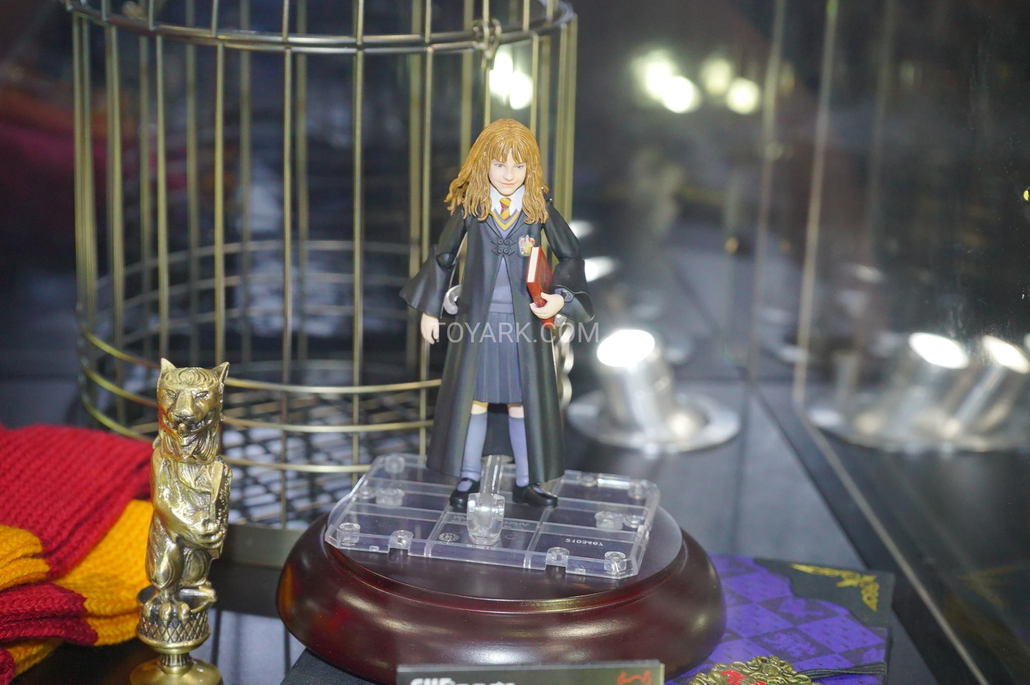 SHF Hogwarts Harry Potter - SH Figuarts (Bandai) - Page 2 GcO4bX0g_o