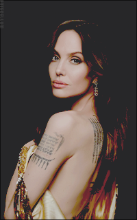 Angelina Jolie JlTcGNwd_o