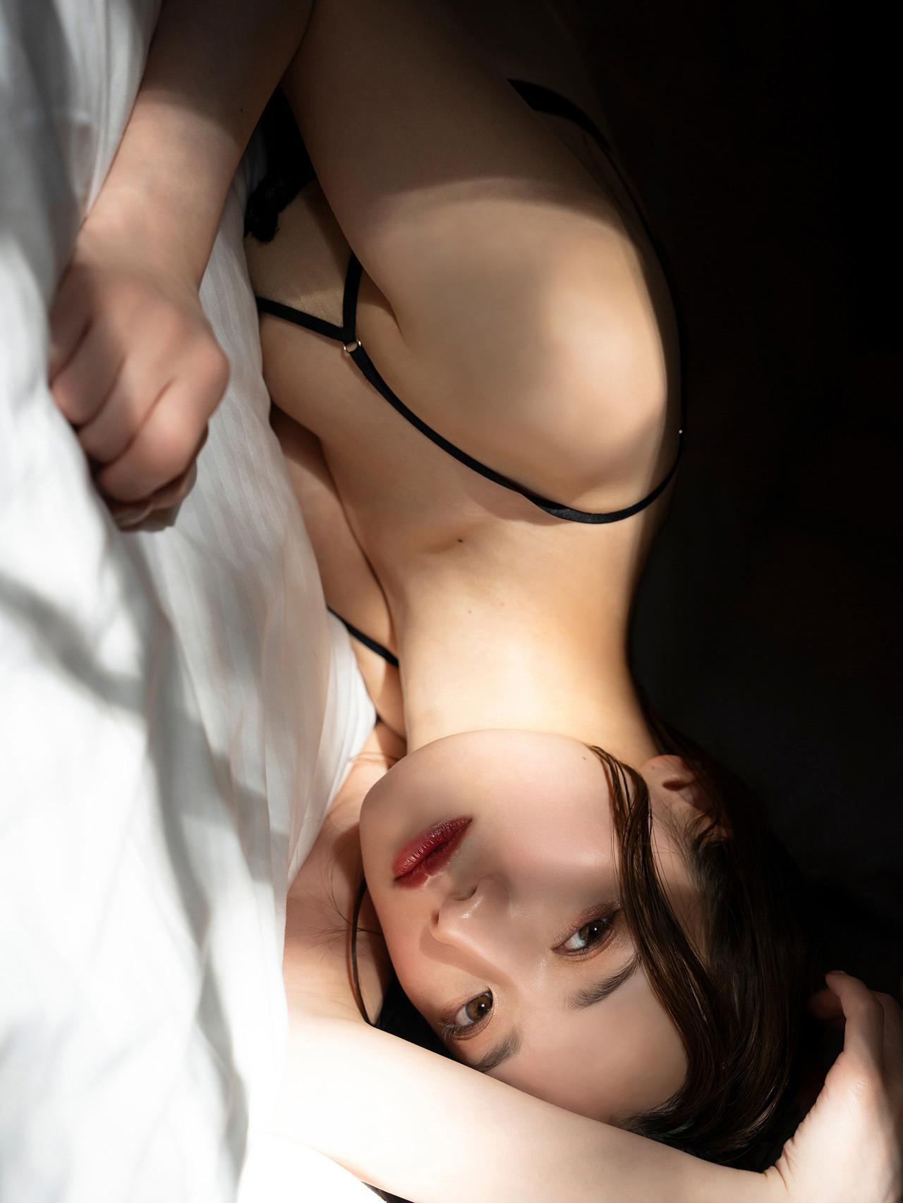 Kana Nakada 中田花奈, ヤンマガデジタル写真集 「もっとずっと、かなりん」 Set.03(17)