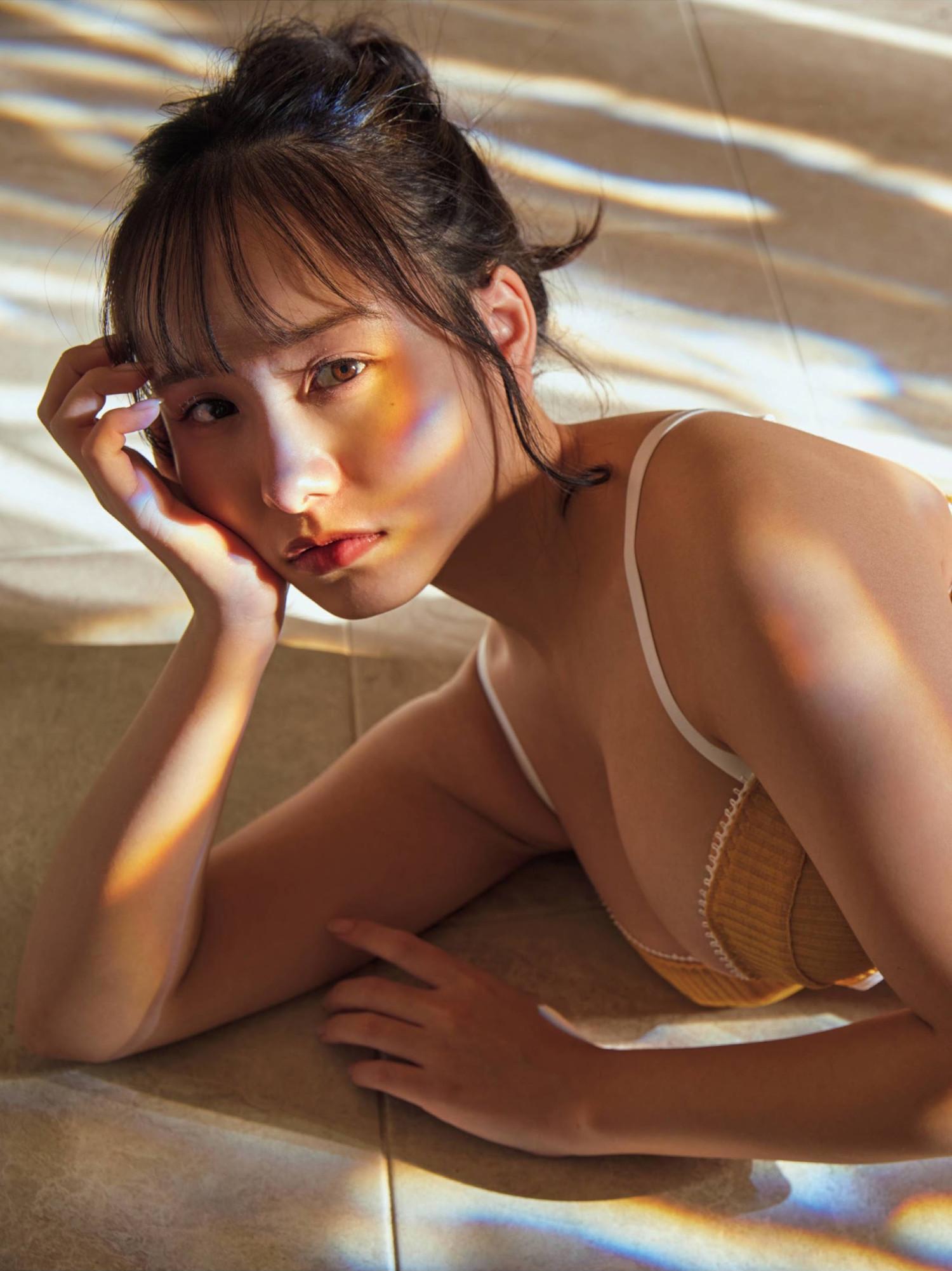 Mayu Niiya 新谷真由, Flash グラビアBEST 2022年早春 2022.02.24(3)