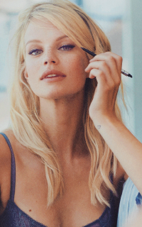 Nadine Leopold N2nIFjli_o