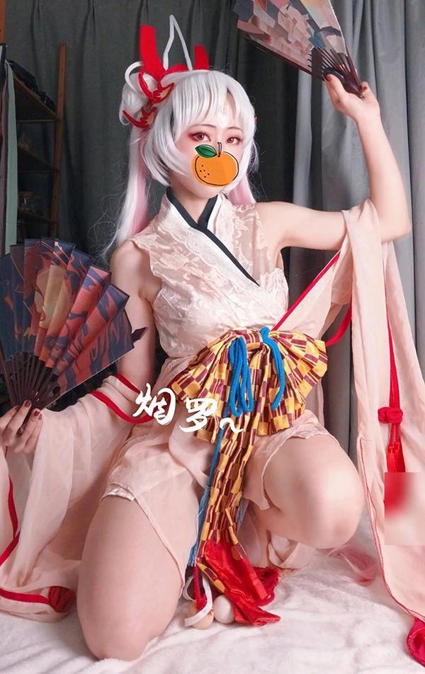 福利姬烟罗罗@yanluoluoya居家私拍尺度图2(17)