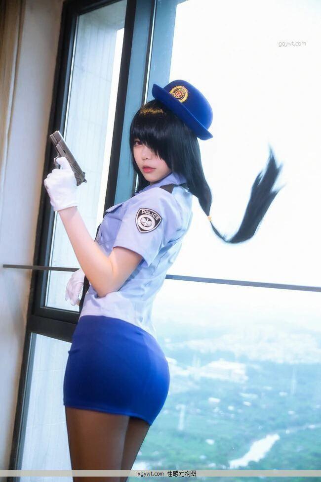 约会大作战时崎狂三女警COSPLAY情趣制服与短裙加黑丝美腿私房高清图(12)